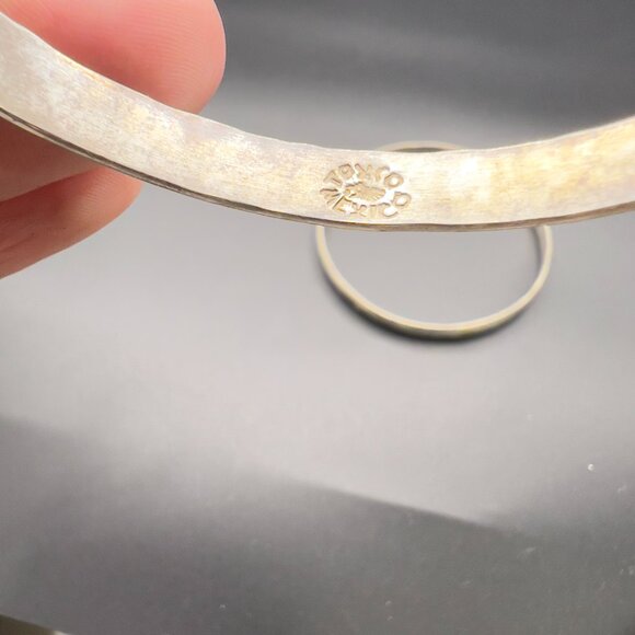 Vintage Taxco Mexican Silver Bangles Pair 2 Floral Fish Boho - Picture 9 of 9